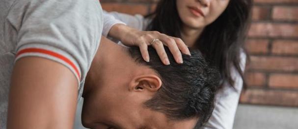 如何挽救婚姻生活（以婚姻破裂为契机，让婚姻更坚固）