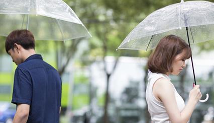 男友已不爱你，如何重新挽回？（挽回爱情的有效方法和技巧）