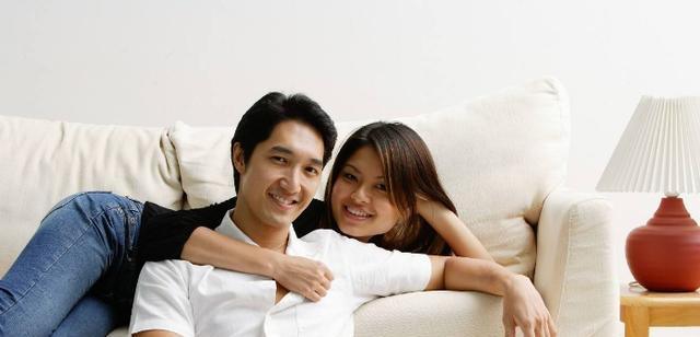 深陷于已婚男人的爱情泥沼中（如何面对情感的抉择）