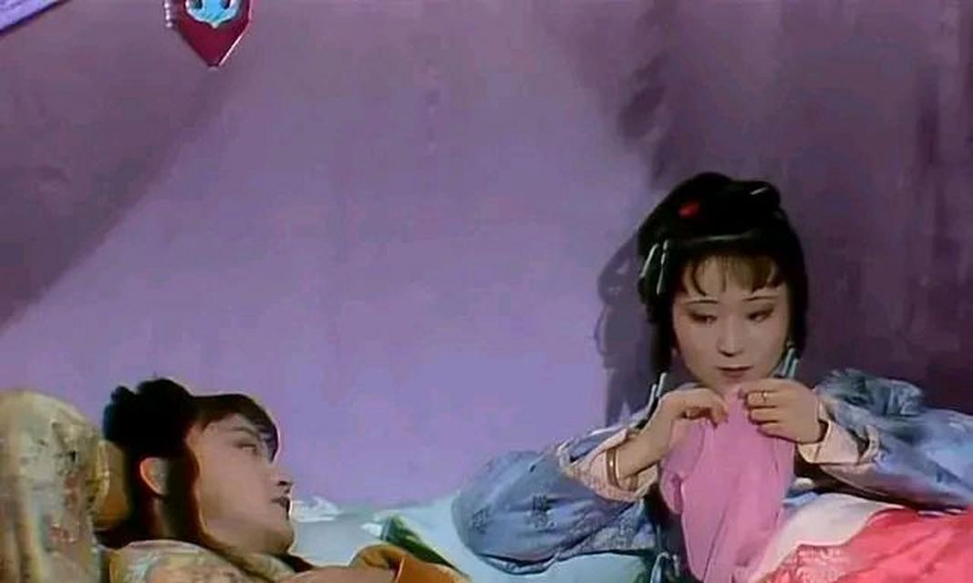 男女七岁差距的婚姻是否合适？（以年龄差距为基础的婚姻是否可行）