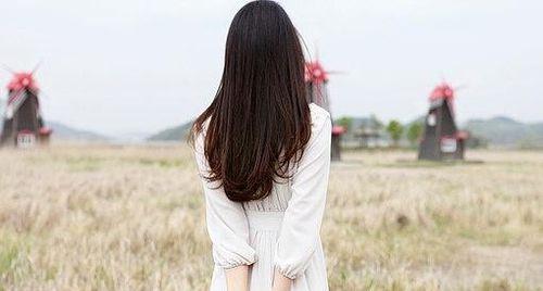 用什么方式挽回女友,挽回女友的实用方法解析