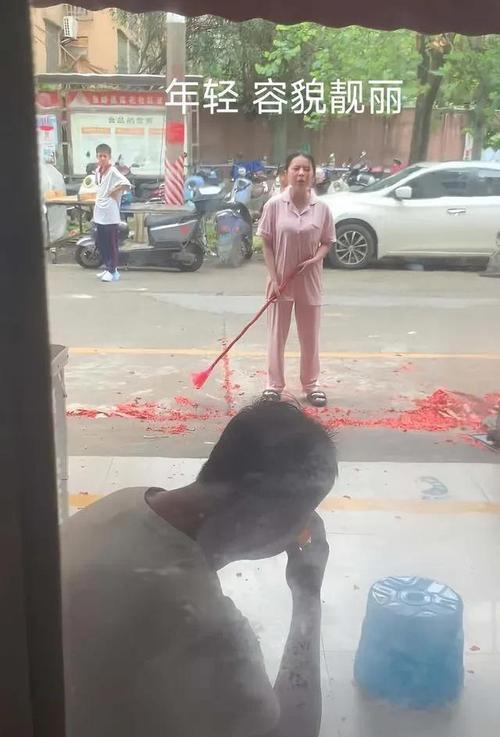 幽默回应女人抱怨“好烦”