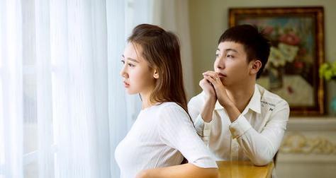 婚外情被老公知道后该如何处理（情感危机处理方法、如何重建信任、走出阴影）