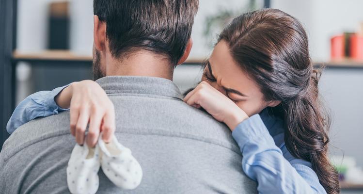 夫妻关系如何避免冷战？（夫妻相处技巧、沟通方法、生活方式）