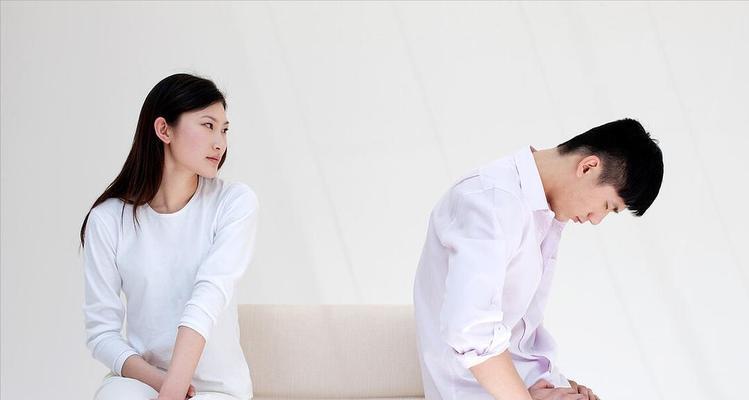 破解恋爱中的争吵陷阱（如何化解恋人间的分歧？）