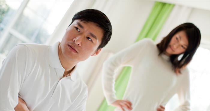 夫妻闹矛盾，如何调节关系？（从沟通开始，找到解决问题的方法！）