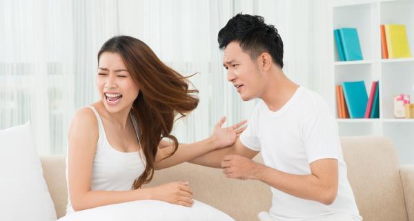 女人出轨后的心态状态解析（探究女性内心世界，分析出轨原因与影响）