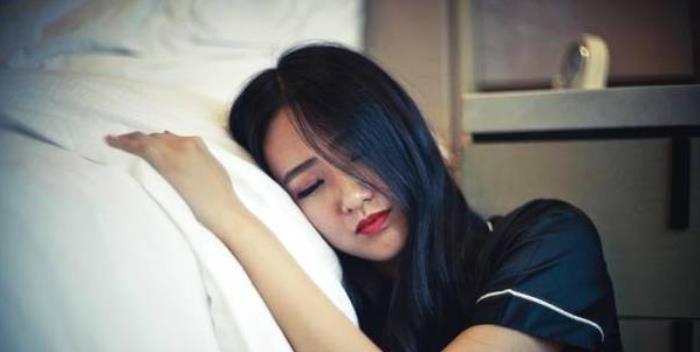 老公出轨了怎么办？三大实用方法挽回老公（出轨事件对婚姻的影响及挽回老公的有效方法）